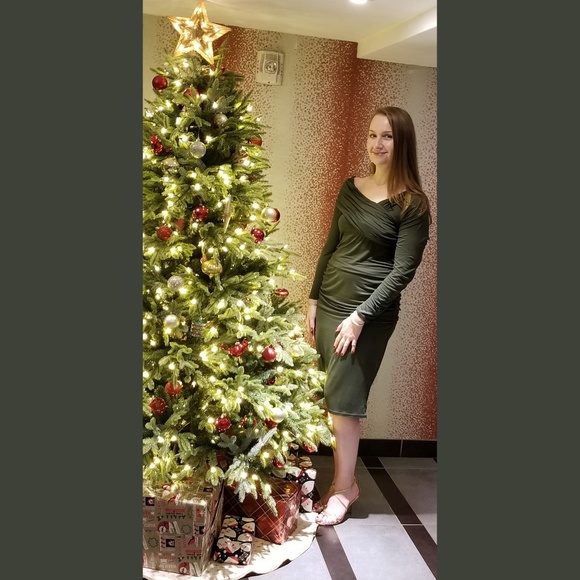 Meet your Posher, Christina - Picture 2 of 2